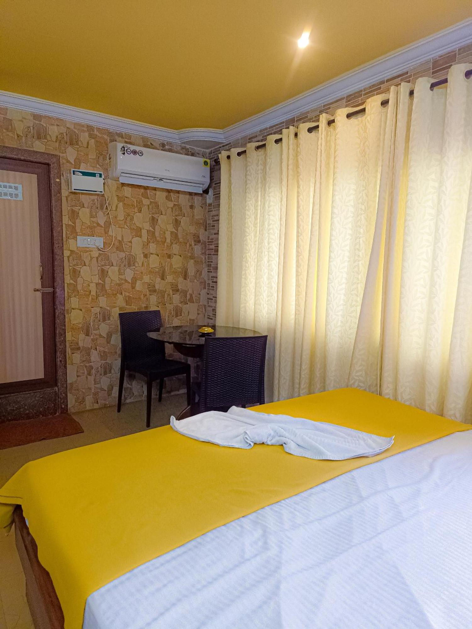 Shradha Luxury Room Калангут Экстерьер фото