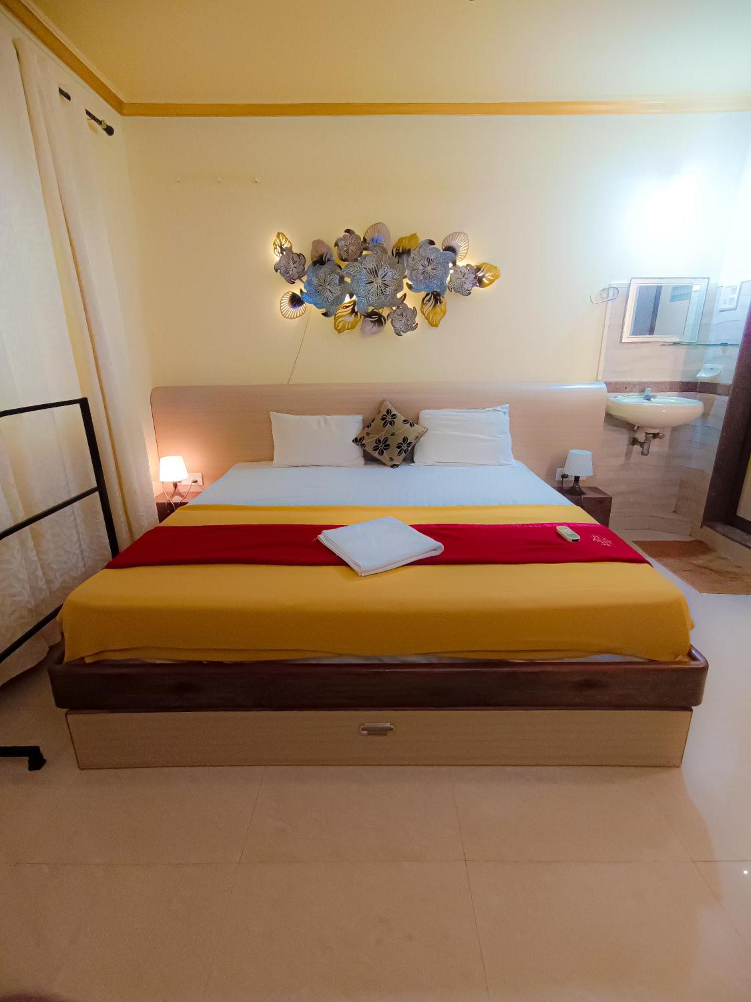 Shradha Luxury Room Калангут Экстерьер фото